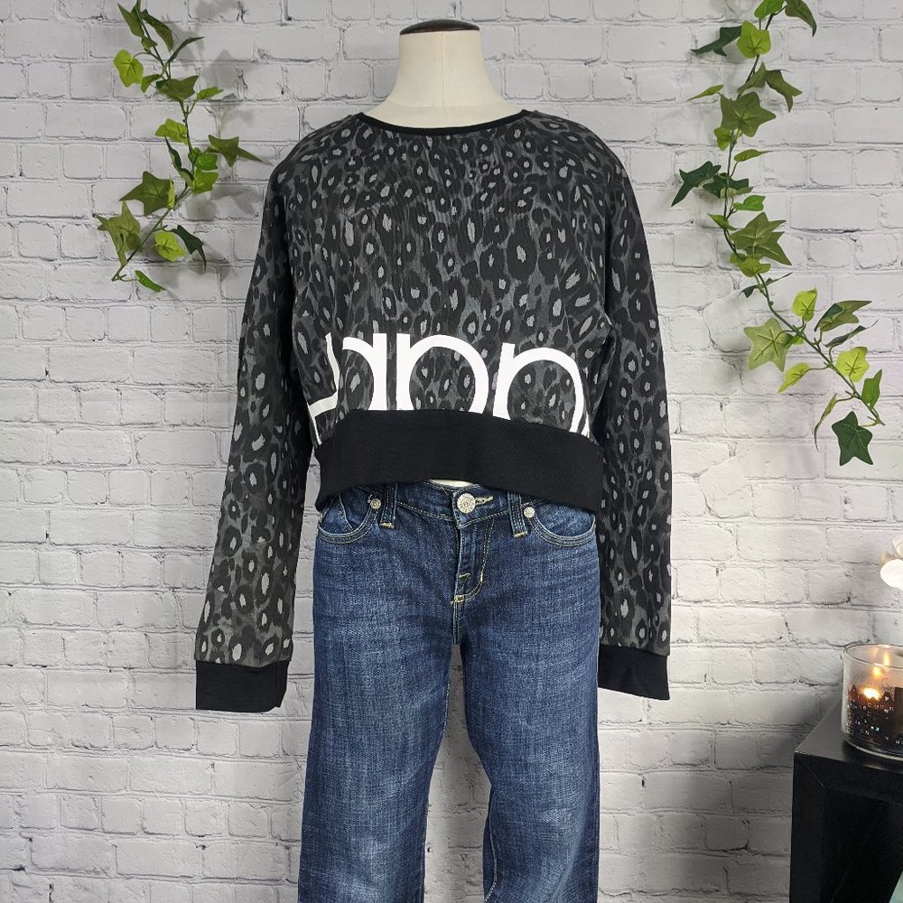 WOMEN'S HAPPINESS LEOPARD PRINT SWEATSHIRT SMALL